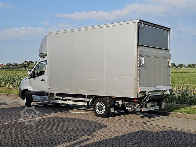 Valixhe MERCEDES-BENZ SPRINTER 317 Bakwagen Laadklep!