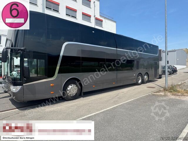 Kétemeletes Van Hool Astromega