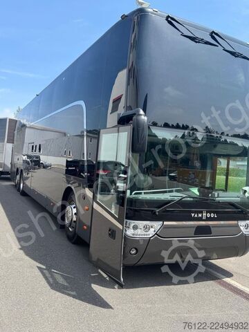 Kétemeletes Van Hool Astromega