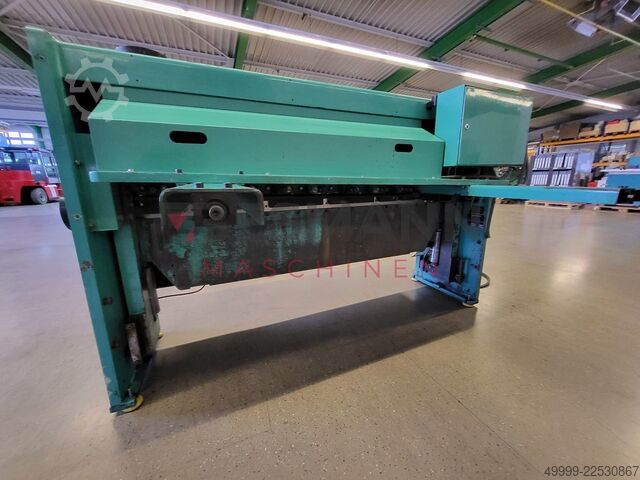 مقص مقصلة AMADA PROMECAM Promecam 420 GTH