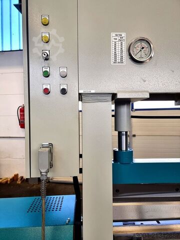 Radionica za prešanje - hidraulična HESSE by LFSS AP 1520/150