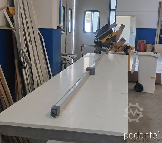 スライド丸ノコ用デジタル長さストッパー Pedante LS-36-U