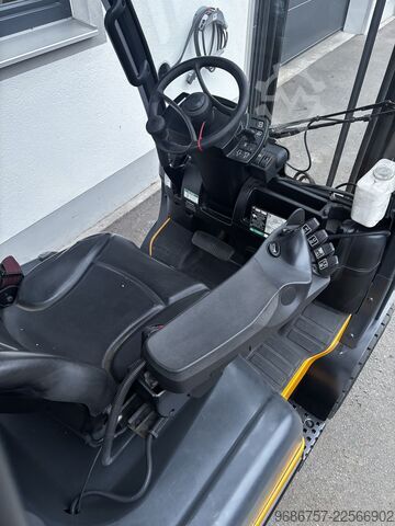 Carrello elevatore Hyster H3.0FT