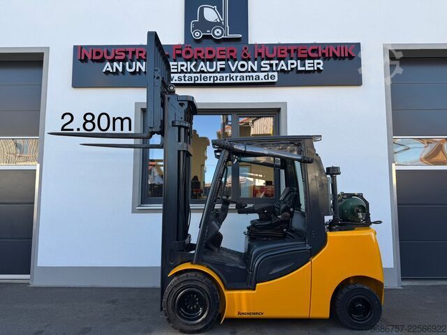 Carrello elevatore Jungheinrich TFG435s