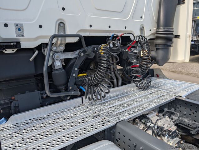واحد کشنده استاندارد MERCEDES-BENZ ACTROS 1851 LS GigaSpace, erst 71 Tkm