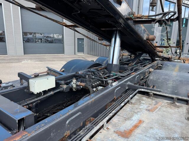 Cần cẩu gắn trên xe tải SCANIA R490 8x2*6 Euro 6 Tipper / Crane HMF 3220 K6