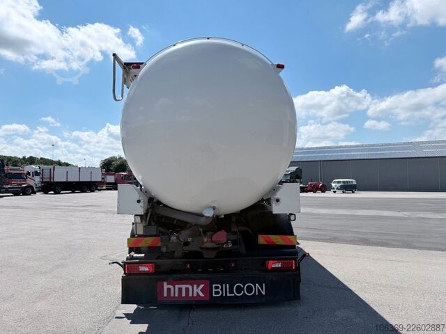 Xe bồn chở chất lỏng SCANIA R500 NGS 6x2 26 m3 Grain silo / Kompressor