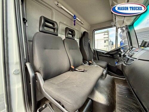 Fourgon bâche Iveco Eurocargo 75-190 centina e sponda