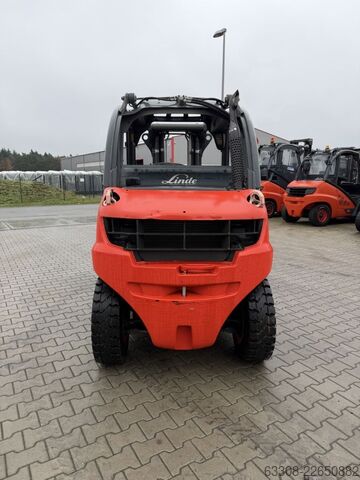 Dieselové vysokozdvižné vozíky Linde H40D-02 Containerfähig