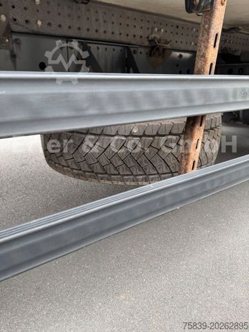 Hűtős teherautó DAF LF 260, 16 t GG, LBW, Tiefkühler, Carrier 850