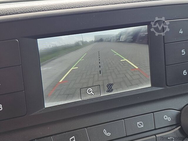 Aukšto stogo universalas FORD TRANSIT CUSTOM 2.0 L2 DubbeleCabine NAP