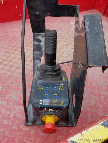 Ножничный подъемник MAGNI ES1212E 12 m Elektro