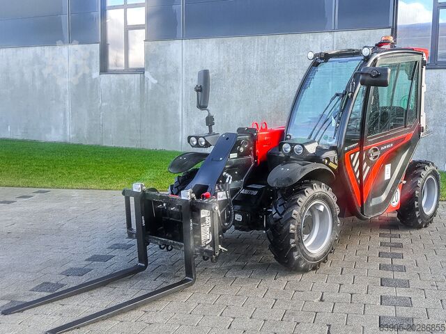 Manipulator telescopic Manitou ULM 412H Comfort