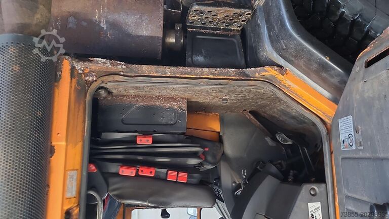Véhicule utilitaire - benne Mercedes-Benz Unimog 418/10