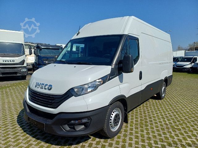 Furgoneta IVECO DAILY 35S16A8 - 3520