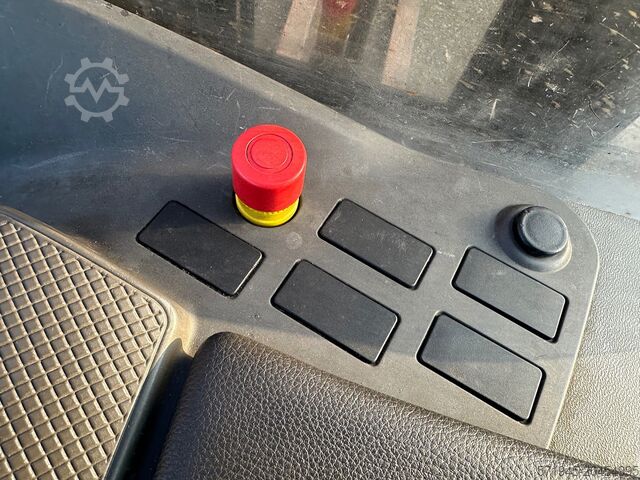 מלגזה למעברים צרים Atlet TERGO ULS140