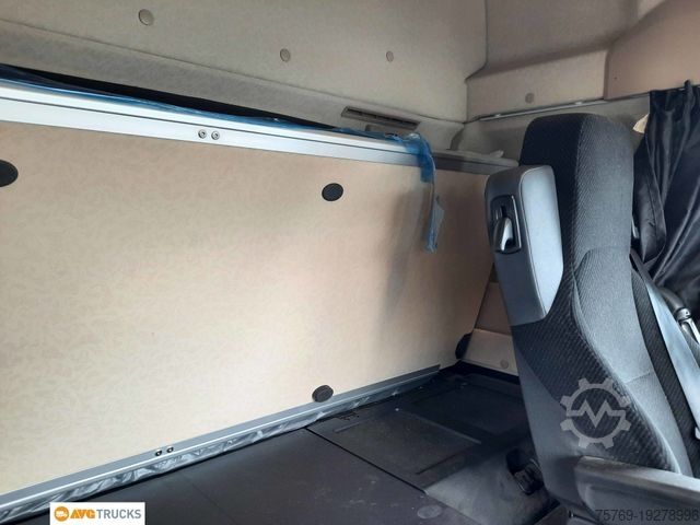 Τυπική μονάδα τράκτορα MERCEDES-BENZ 1848 Actros BIG Retarder Schubboden