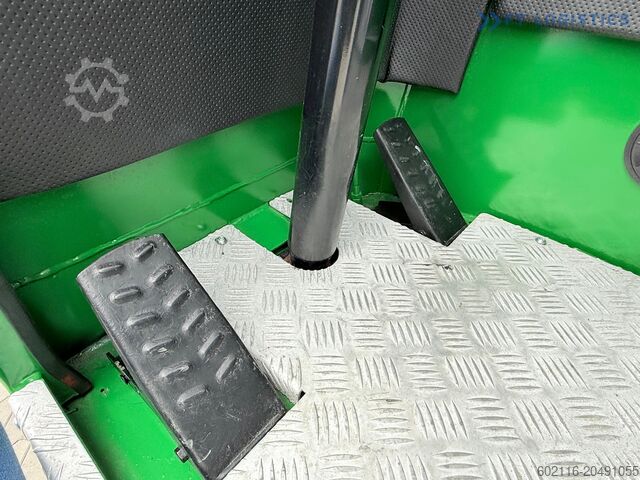 מלגזה 4 כיוונית Combilift C4000 / GAS / 9300MM / FREE-LIFT / CABIN