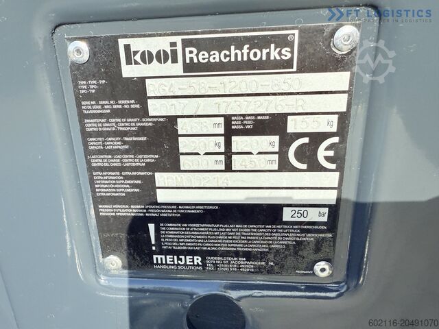 Štvorsmerný vysokozdvižný vozík Combilift C5000XL GAS TRIPLEX 6000 EXTENDABLE FORK