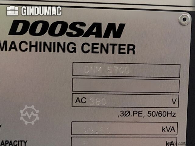 DOOSAN DNM 5700 DOOSAN dnm 5700