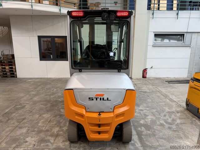 Elektrisk 4 -hjulet gaffeltruck Still RX 60-35 / AKKU 2024 / 4446 Std.