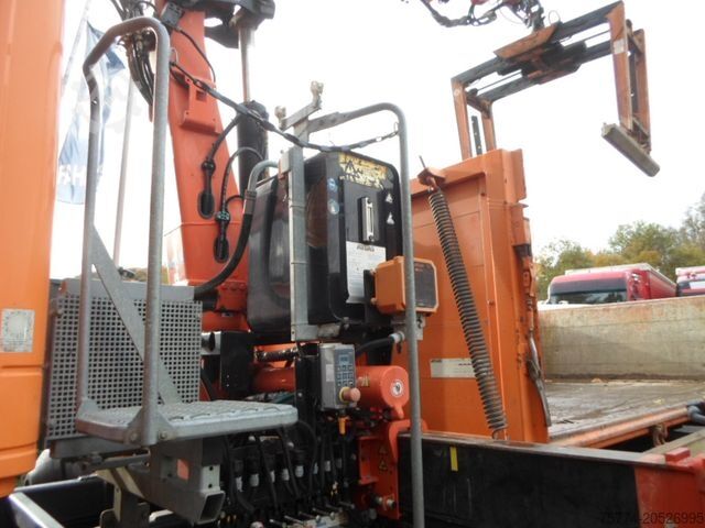 Ανατρεπόμενο φορτηγό MERCEDES-BENZ 1833 K/ Kran ATLAS/ 105000 KM