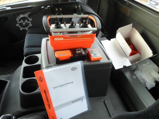 Ανατρεπόμενο φορτηγό MERCEDES-BENZ 1833 K/ Kran ATLAS/ 105000 KM