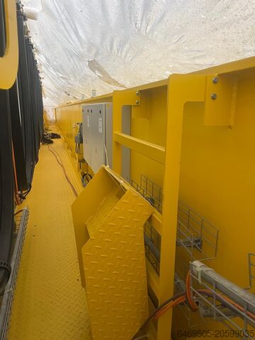 2 siltanosturin kiskolinjaa DEMAG H3/B4