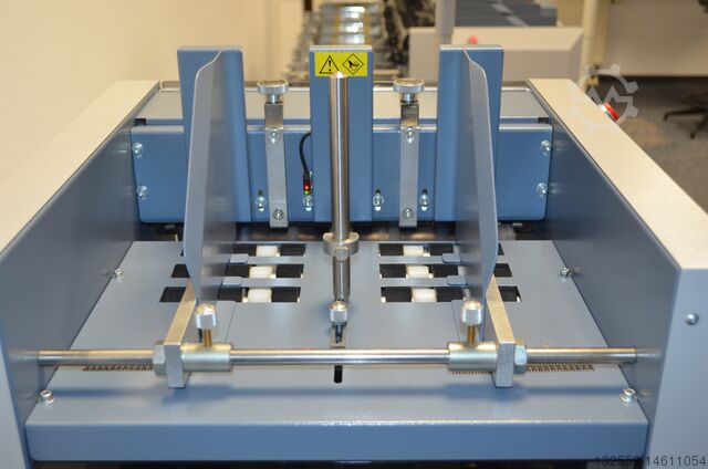 Máquina insertadora con función de grapado KAS 465 HS A4-Quer