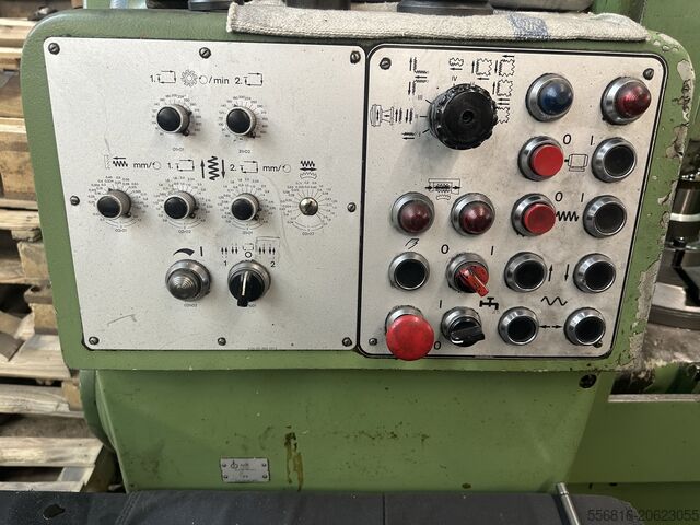 Machine à tailler les engrenages par fraise-mère Pfauter P400