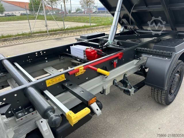Tipper van MAN 3.160 TGE 4x4 Allrad Dreiseitenkipper Neuwagen