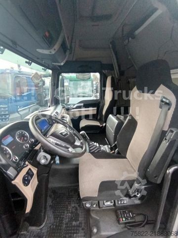 Lastbilchassi MAN TGS 35.460 / 8X4 / Manual / 3x Steering