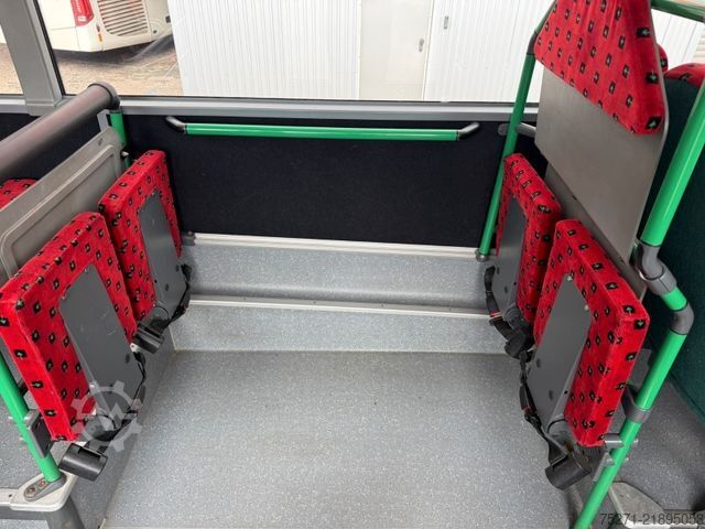 Tarpmiestinis autobusas MERCEDES-BENZ Integro O550 L ,  hohe Sitze, Gurte, Klima