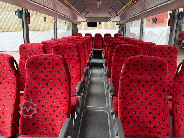 Tarpmiestinis autobusas MERCEDES-BENZ Integro O550 L ,  hohe Sitze, Gurte, Klima