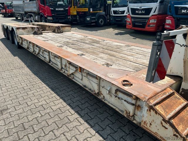 Low loader semitrailer NOOTEBOOM Tiefbett Tieflader mit 3 Lenkbaren 12t Achsen