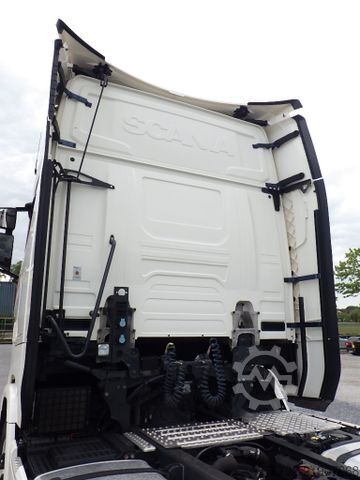 Tractora standard SCANIA S 540 NB/Ret./PTO/2xTank/Vollluft/Leder/Standkli