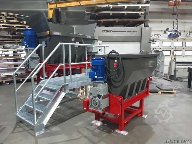 Puidu eelpurusti kaubaaluste purusti LUMAGO  D.S.C. Dutch Shredder Company PYTHON 1300