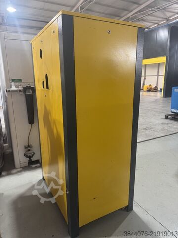 Drucklufttrockner mit Adsorptionstrockner KAESER DC 50 E
