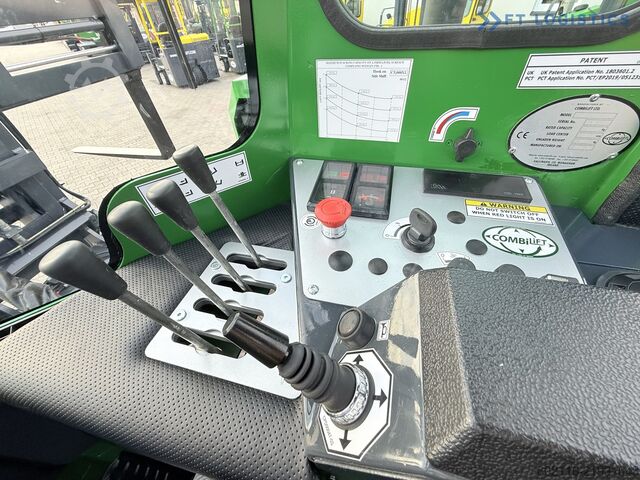 Carretilla retráctil de 4 vías Combilift C5000XL / DIESEL / WIDE FORK POSITIONER