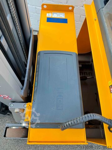 Carrello elevatore Jungheinrich ETV 214 Li - Service Neu - 7.100mm Hub