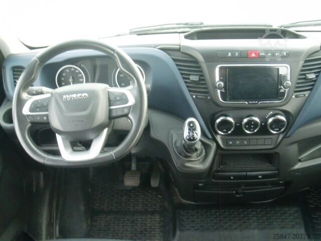 ボックスバン Iveco Daily 35 S 16 A8 V Doka