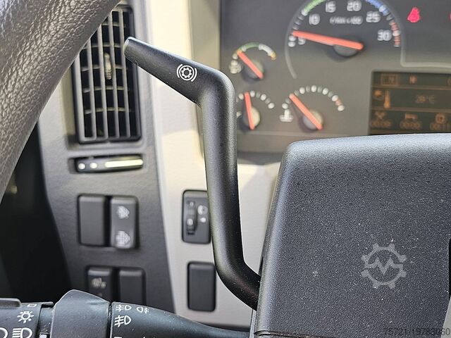 手提箱 VOLVO FL 250.12 AIRCO 6 CYL.