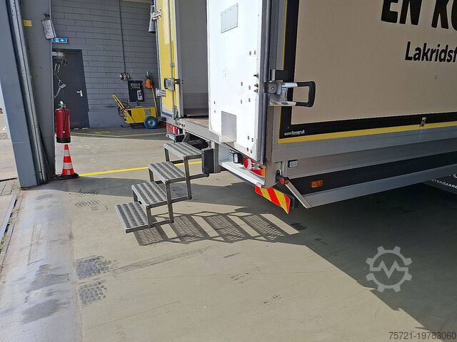手提箱 VOLVO FL 250.12 AIRCO 6 CYL.