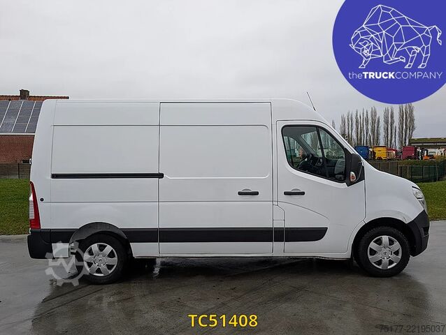 Slēgtais furgons Nissan NV400 130.35 fourgon