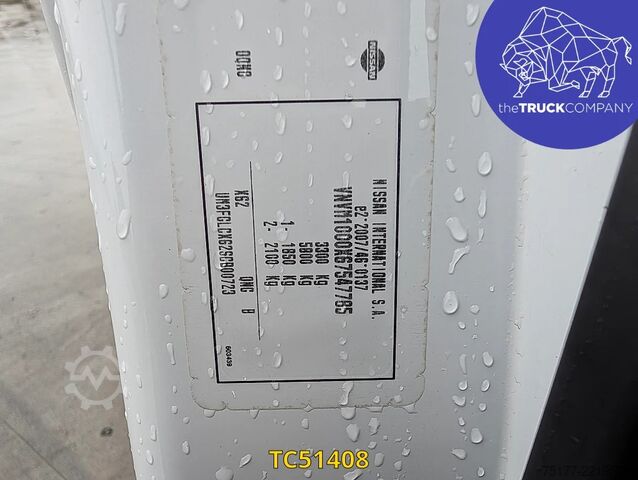 Slēgtais furgons Nissan NV400 130.35 fourgon