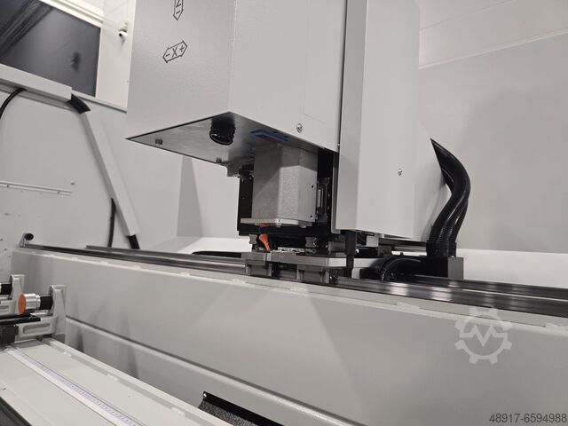 3+1 CNC machining center FOM INDUSTRIE FMC 120
