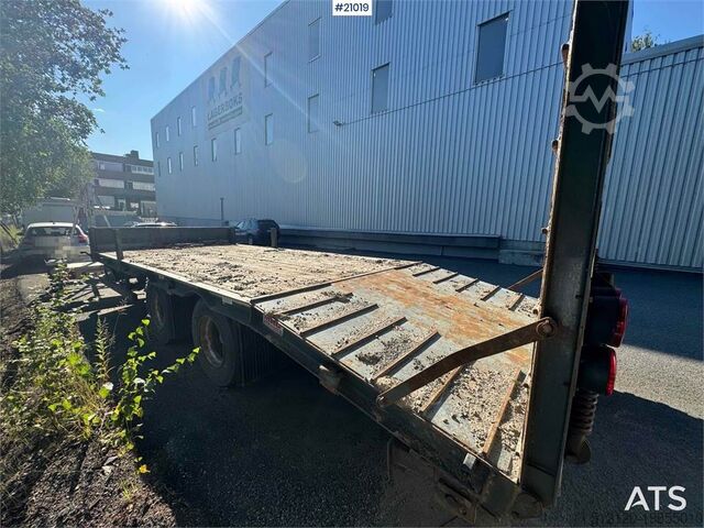 Low loader McCauley machine trailer