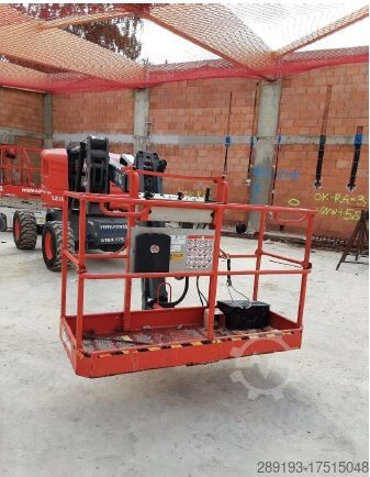 Nền tảng kính thiên văn khớp nối Skyjack SJ51 AJ Diesel 17,50m