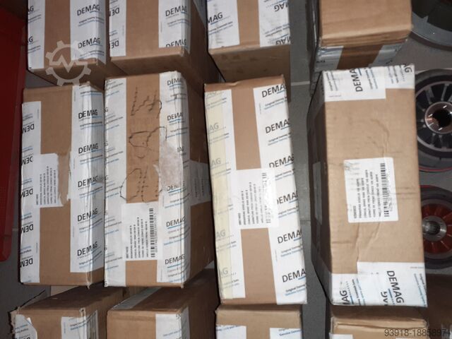 DEMAG spare parts 3 DEMAG Seilführungen DH1000 82480233 82480033