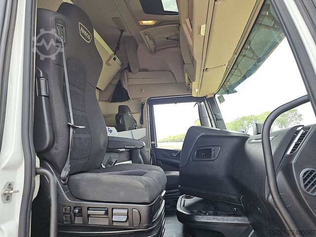  IVECO S-WAY AS440S46 lng